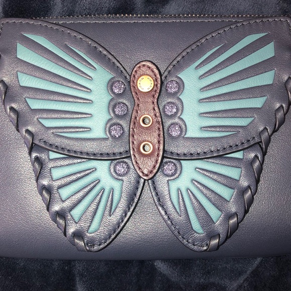 Coach butterfly 🦋 wristlet. - Picture 2 of 7